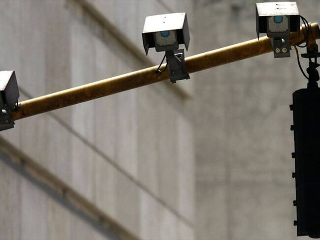 La licitación para la modernización de semáforos en Bogotá fue denunciada por falsedad en documento público. Foto: Colprensa
