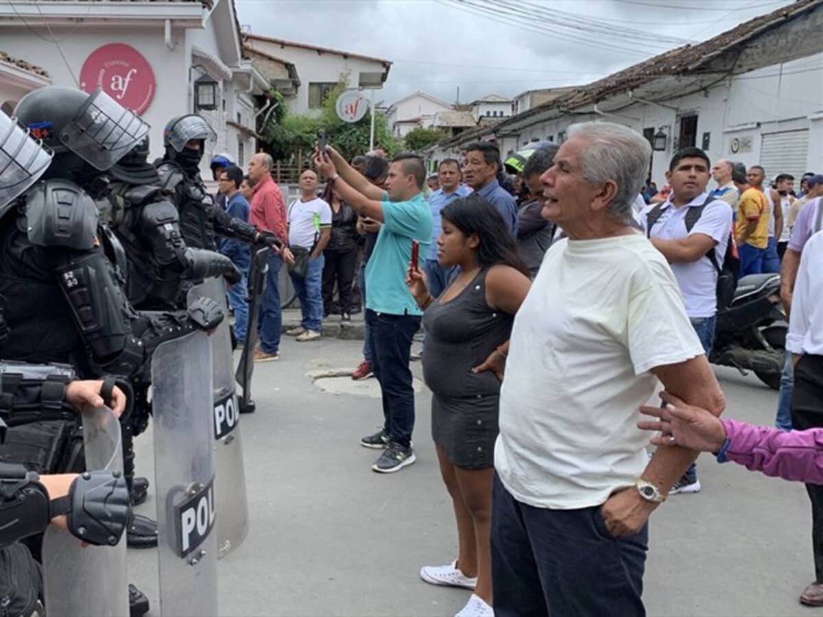 Atacan sede del Consejo Regional Indígena del Cauca, Cric