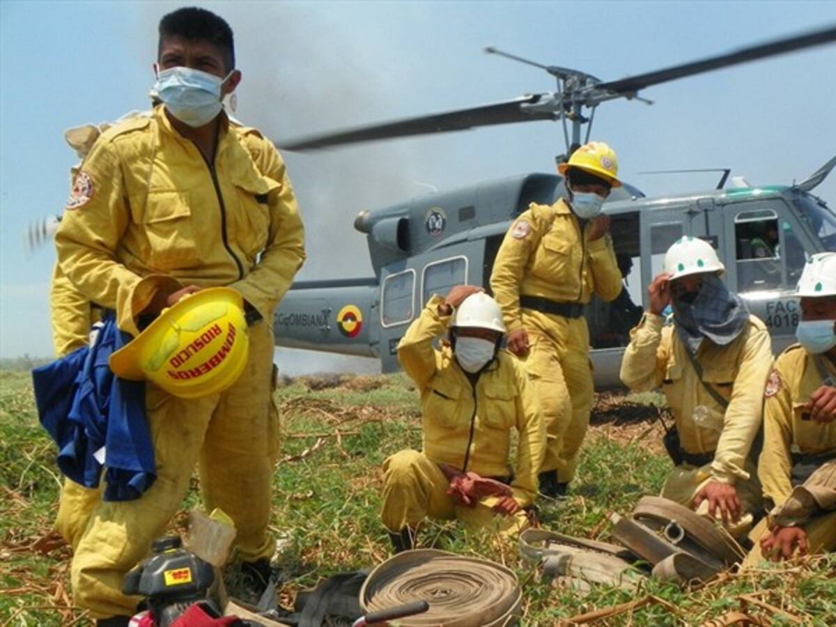 Los bomberos de Riosucio capacitan a la comunidad para prevenir incendios