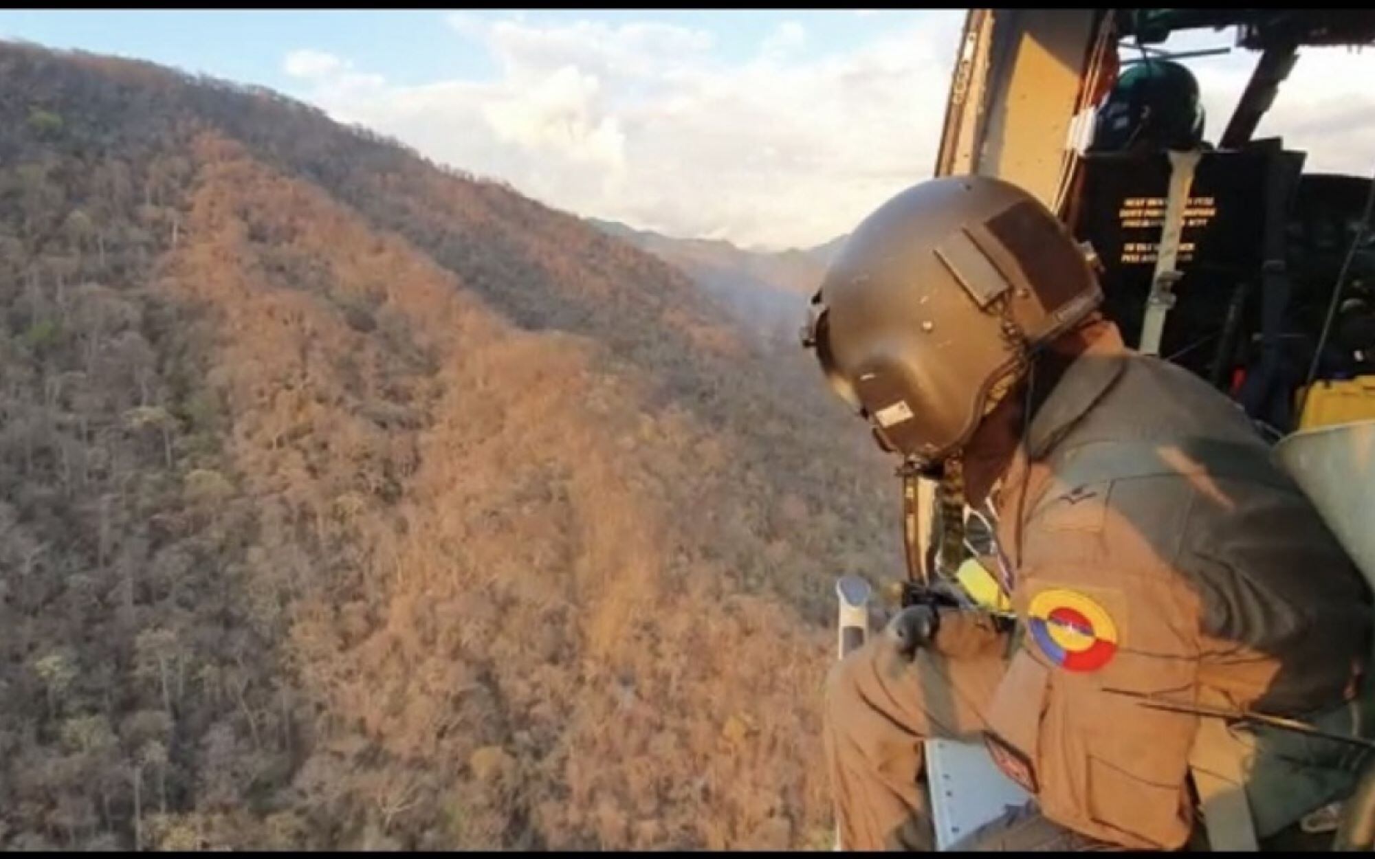 Incendio forestal/ Fuerza Aérea