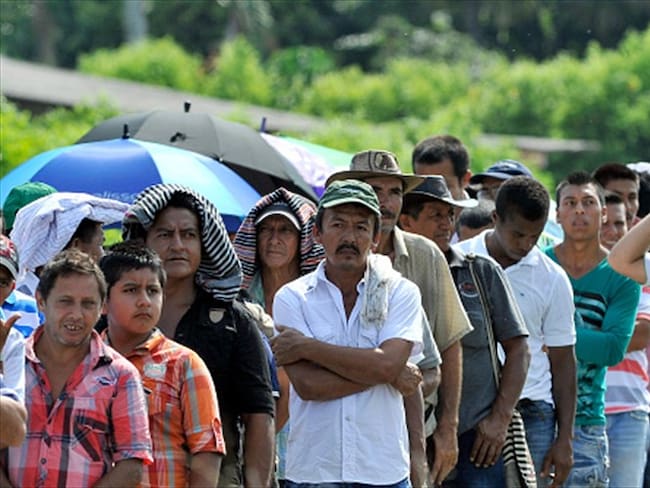 Gobierno  entrega  millonarios recursos a campesinos de la Palma Cundinamarca. Foto: Getty Images