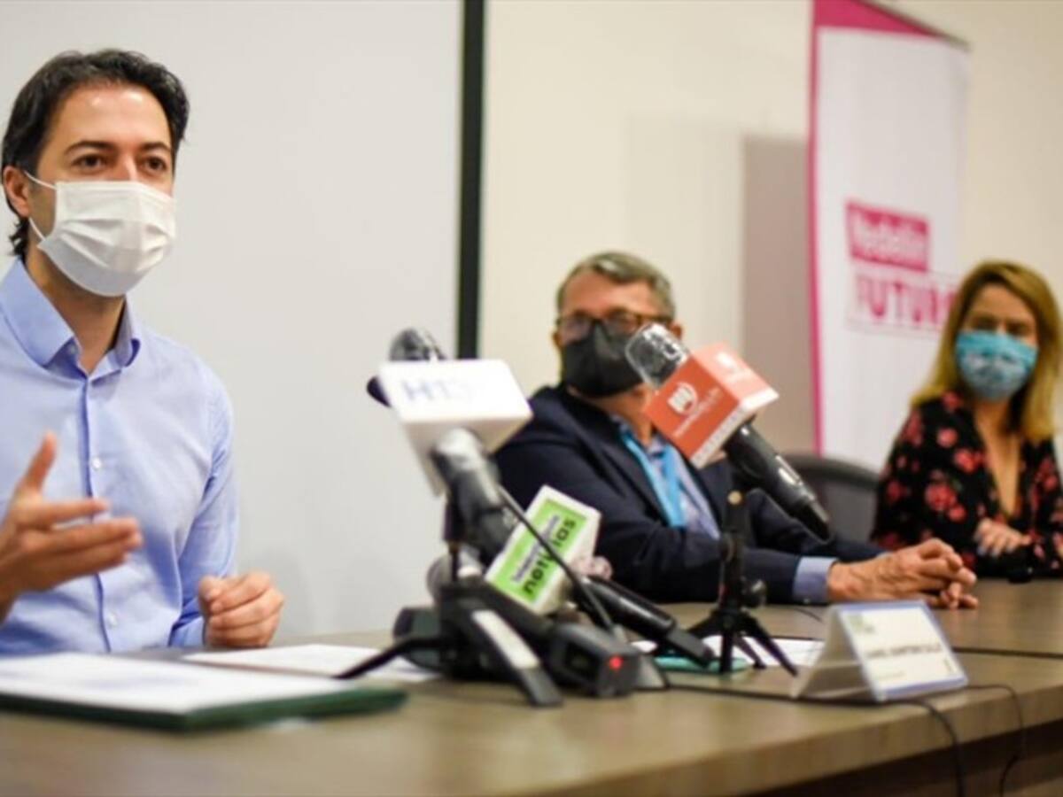 “Usen tapabocas hasta en la casa si viven con mayores de 60 años”: Daniel Quintero