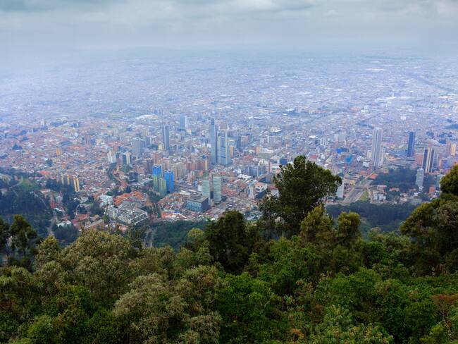 Piden condenar a dueña de mansión construida ilegalmente en Cerros Orientales de Bogotá