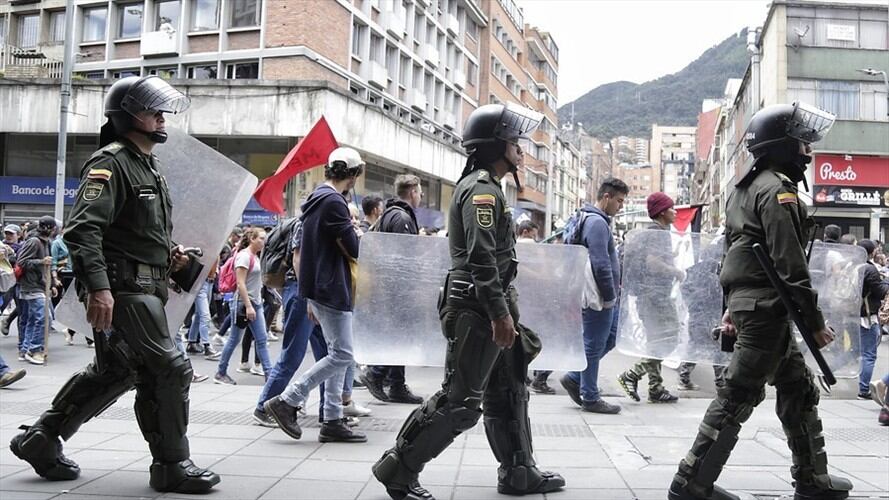 Vea los vídeos de los disturbios tras el paro nacional. Foto: Colprensa