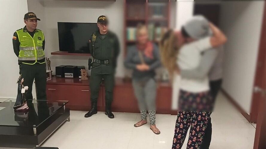 La mujer fue sacada a la fuerza de su vivienda ubicada sur de Cali, el pasado jueves 19 de marzo . Foto: Policía Nacional