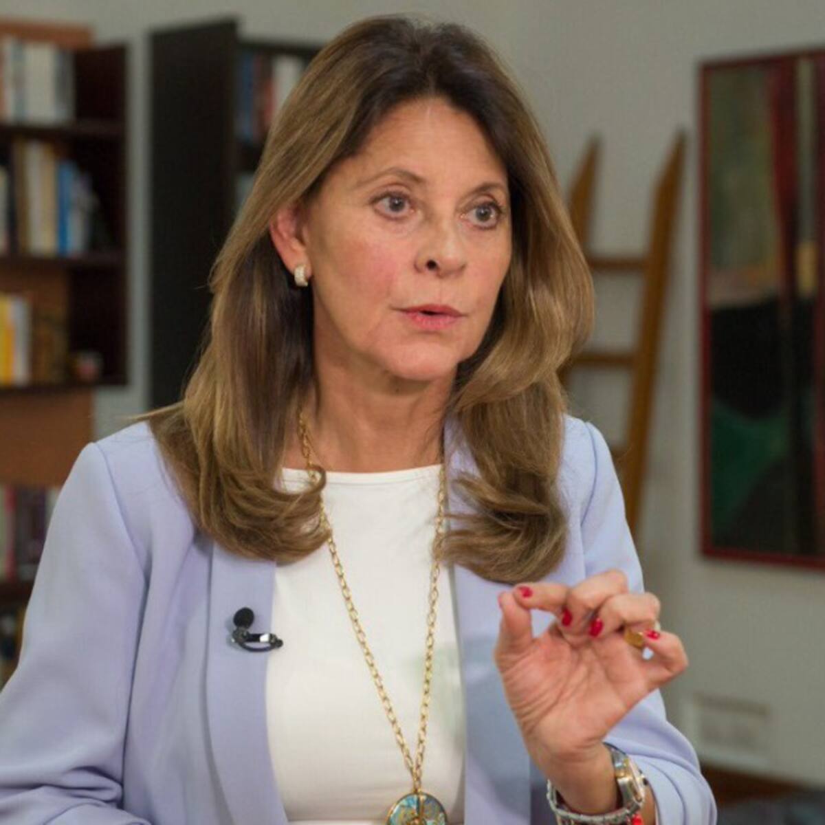 Marta Lucía Ramírez nunca autorizó uso del polígrafo a exempleadas por hurto: defensa