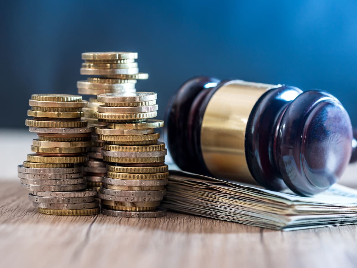 ¿Qué sucede con una deuda de más de 10 años en Colombia? Prescripción y cobro ejecutivo