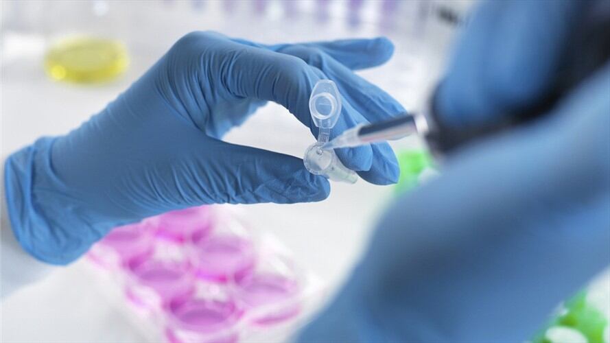 El virólogo francés Luc Montagnier es uno de los descubridores del VIH y sus afirmaciones sobre el origen virus han generado polémica.. Foto: Getty Images