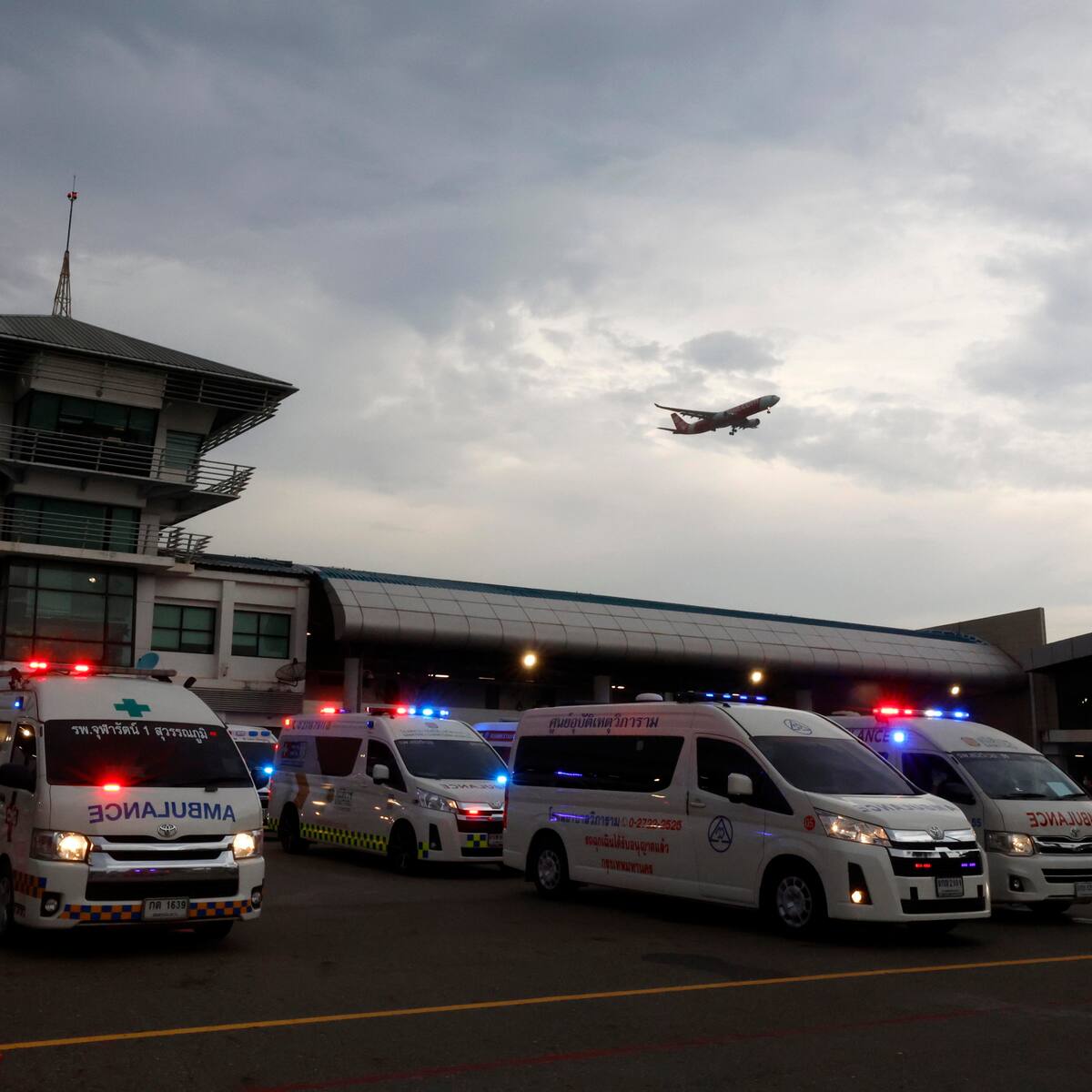 “Los heridos no usaban cinturón”: pasajero sobre turbulencia en vuelo Singapore Airlines