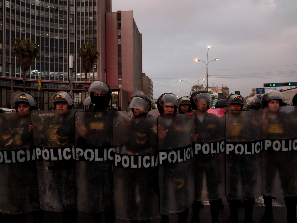 Sendero Luminoso se ha infiltrado en protestas de Perú, según PNP