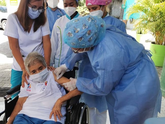 Montería y Cereté iniciaron con la vacunación de la población mayor de 80 años.Foto:prensa alcaldía Montería.
