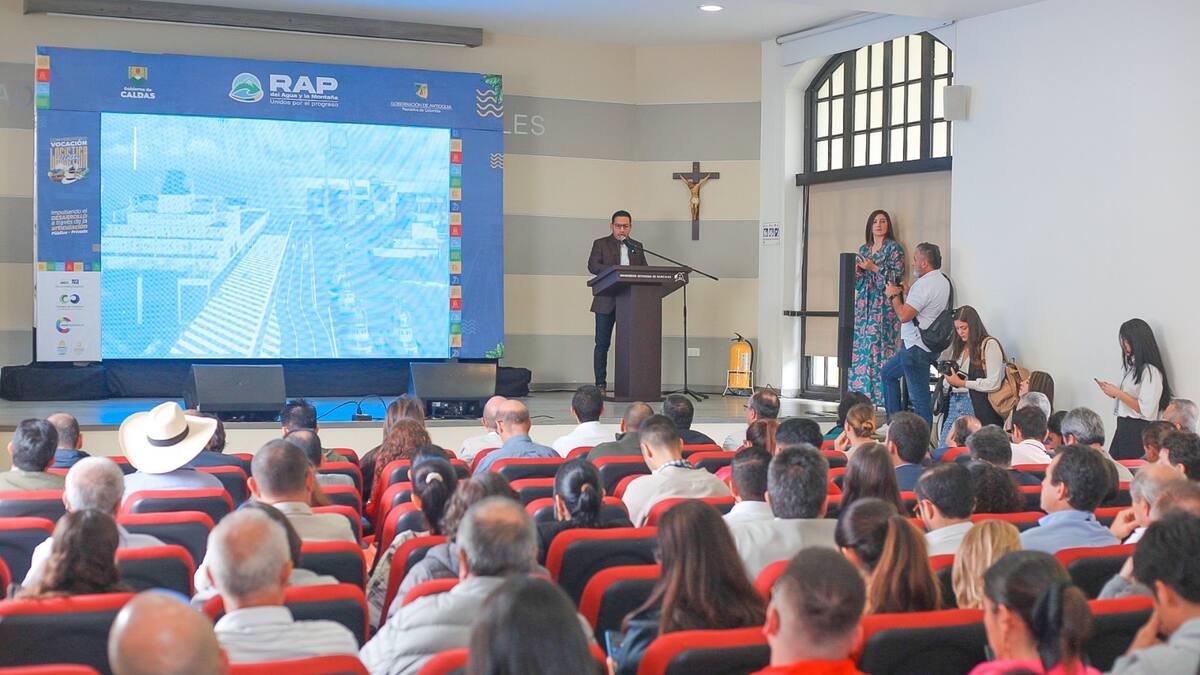 Caldas y Antioquia buscan acercamientos en materia de infraestructura y conectividad