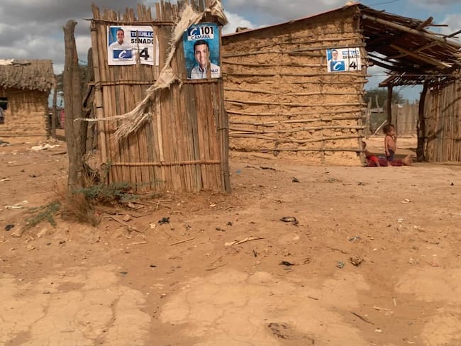 “La preocupación de ellos es enseñar a los wayúu cómo votar”: denuncian oportunismo político en La Guajira. Foto: @CaroTrinidadC