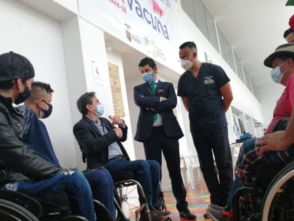 Nuevos proyectos y vacunación para personas con discapacidad en Boyacá