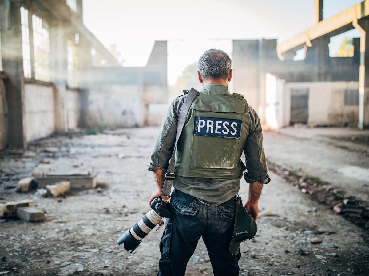 Hay que olvidarse de uno mismo: Bernat Armangué sobre su labor en el conflicto de Ucrania