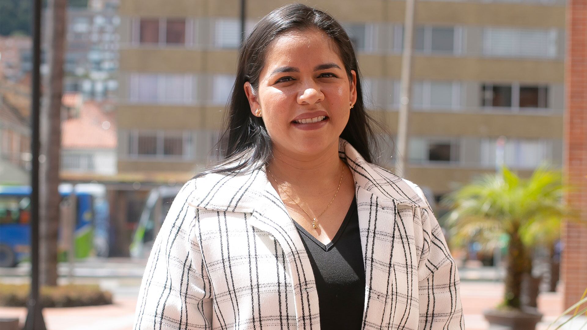 Suleyda Gallardo, representante de Servicios y Suministros del Catatumbo asegura que la empresa ha encontrado mayor crecimiento desde que participó en el diplomado de Cenit y Uniminuto. | Foto: W Radio