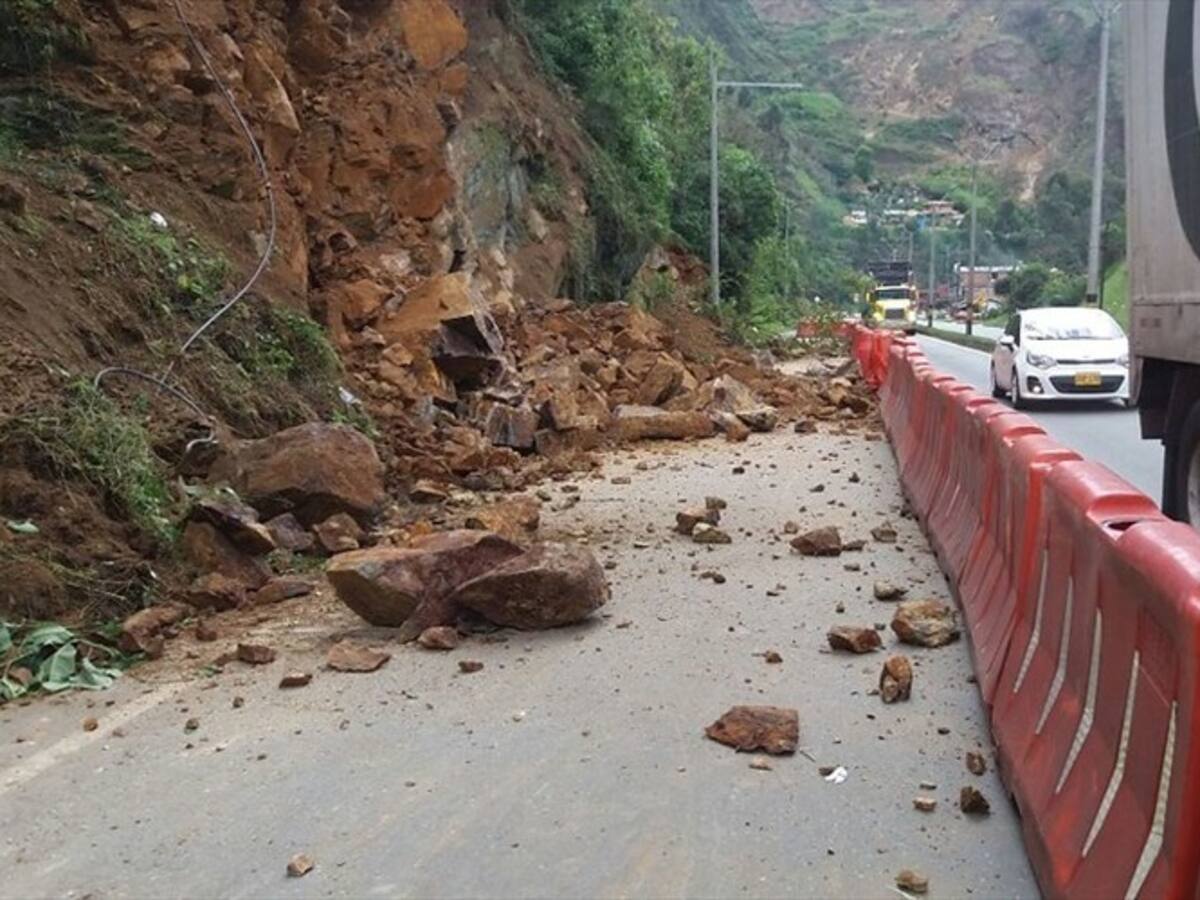Emergencias viales por la ola invernal, ¿cómo interviene el Invías?
