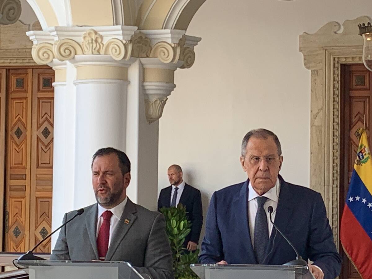 Rusia y Venezuela conversan sobre medios financieros alternos