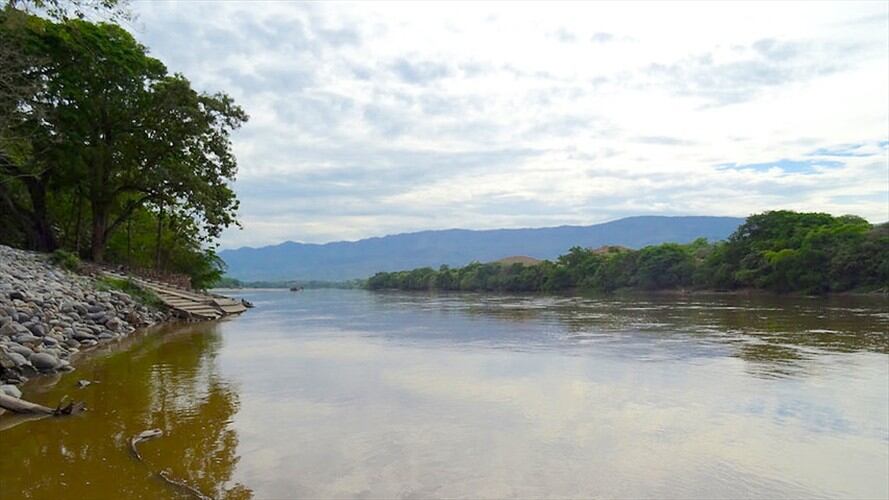La decisión condenaba a reparar los daños causados a comerciantes afectados por la construcción de un muro destinado a evitar inundaciones en zonas ribereñas del río Magdalena. Foto: Colprensa