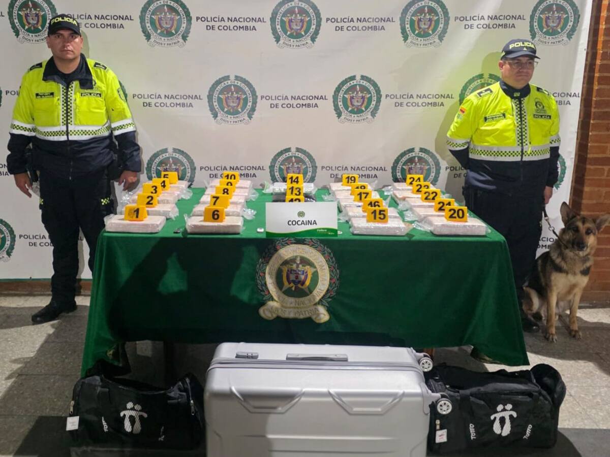 Incautaron más de 28 kilos de cocaína en el Aeropuerto El Dorado en Bogotá