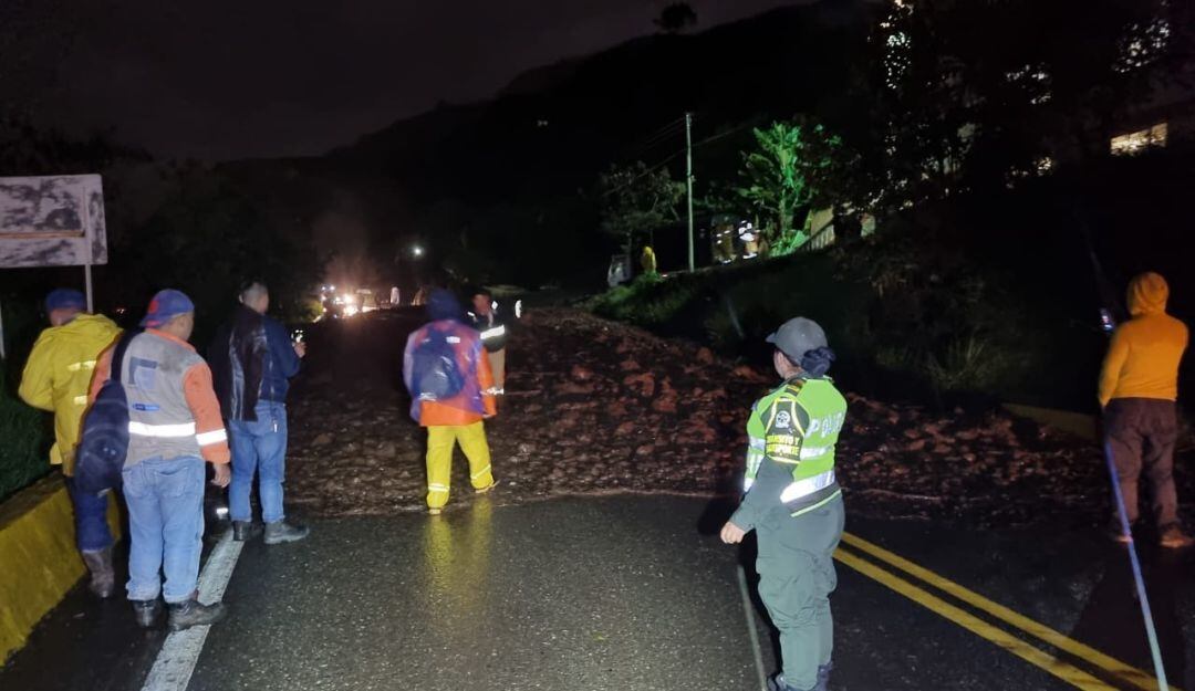 Imagen de referencia cierre de vía. Foto; Policía de Carreteras