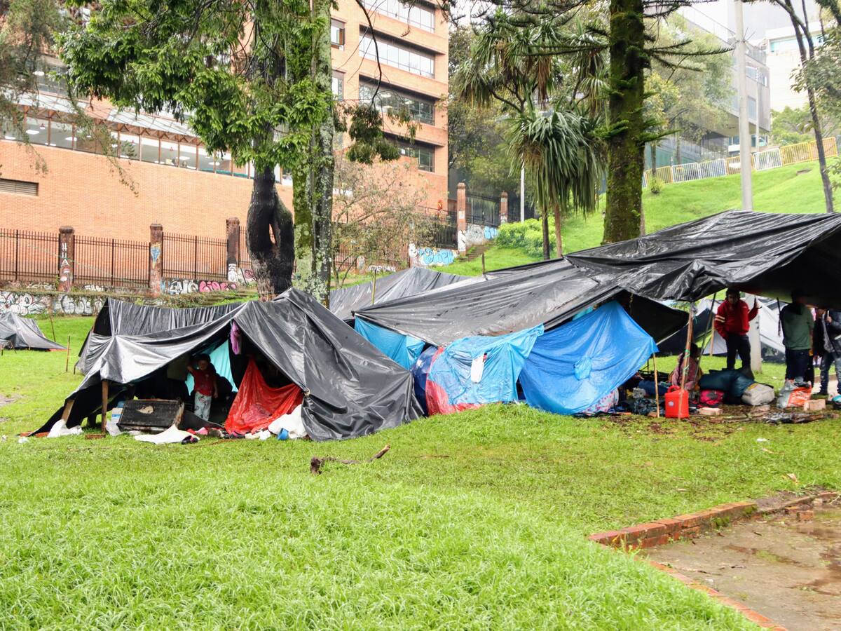 Cien indígenas emberá no volvieron a sus regiones; estarían extorsionando a funcionarios de Bogotá