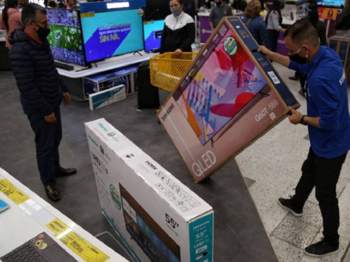 Petro le dice no al Día sin IVA en el país: no sancionará la ley que lo institucionaliza