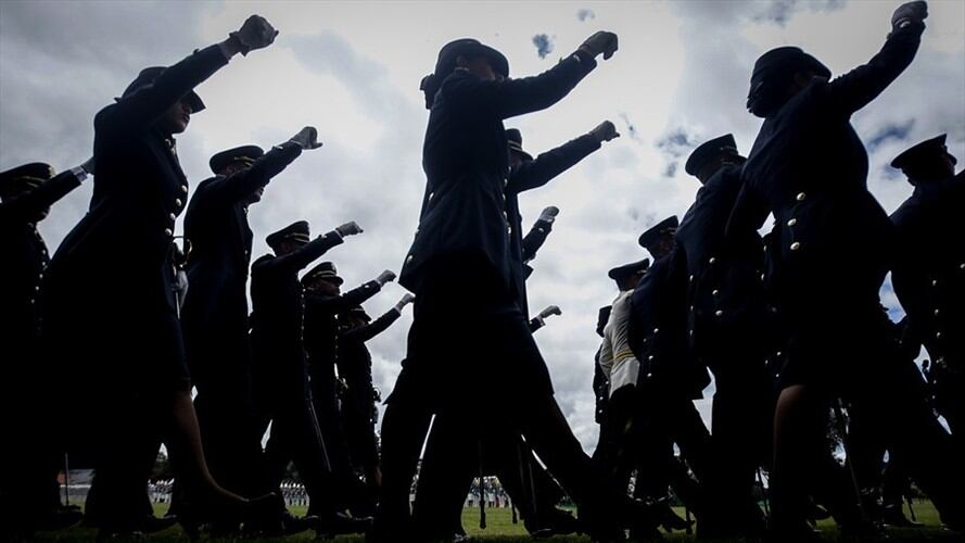 Ministerio de Defensa ordenó retirar a nueve oficiales del Ejército. Foto: Colprensa