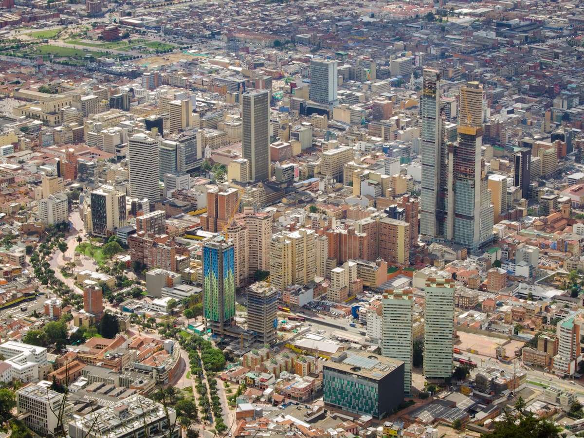 ¿Cómo se divide y funciona el sistema de estratificación en Colombia?