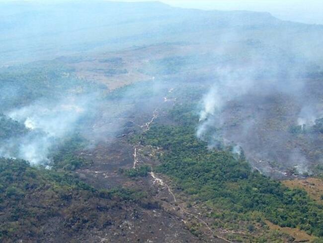 Con apoyo de Fuerza Aérea atenderán incendio en la Sierra Nevada . Foto: Colprensa