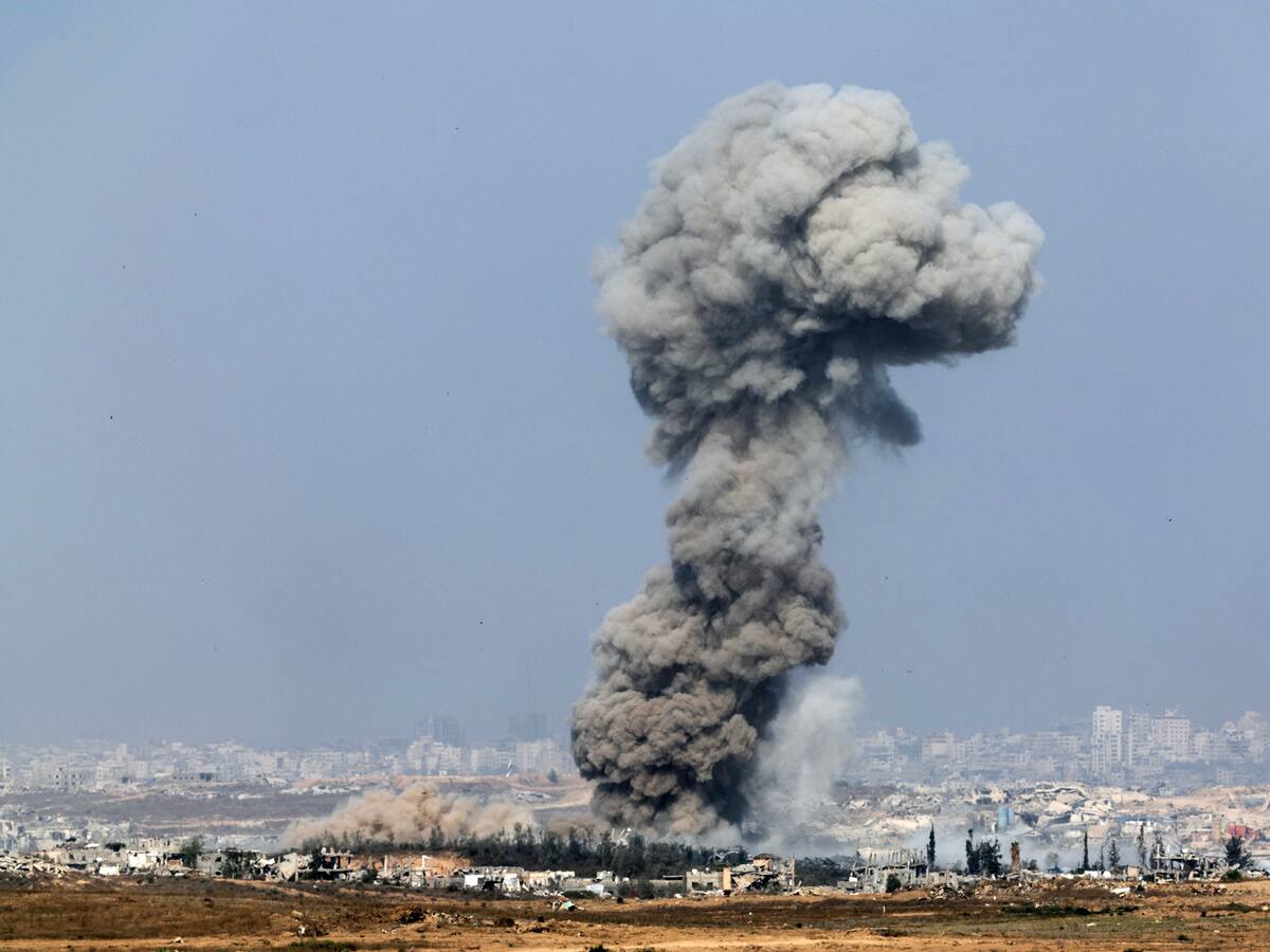 Israel mató a 22 gazatíes, entre ellos, 10 niños que aguardaban el reparto de alimentos