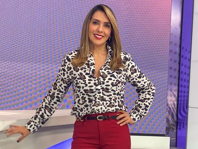Mónica Rodríguez, periodista colombiana. Foto: Instagram: @monyrodriguezoficial / atracan al hijo de Mónica Rodríguez