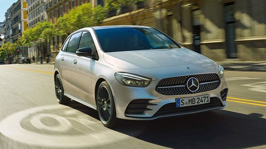 W Radio t regala un Mercedes Benz . Foto: Cortesía// Mercedes Benz