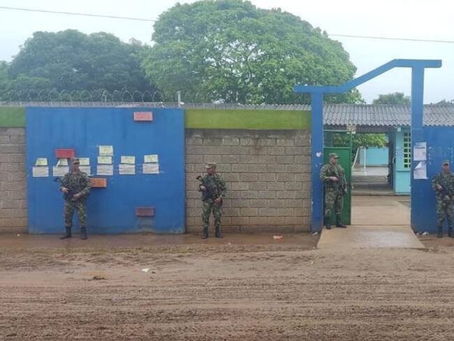 Ejército en puestos de votación. Foto: Brigada 11.