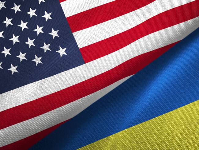 Ukraine and United States flags