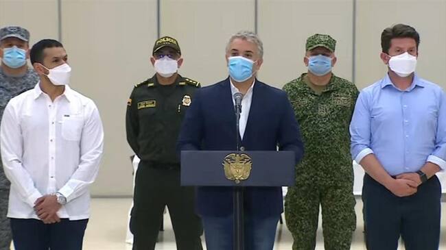 El Jefe de Estado calificó la captura de alias 'Macho', como el golpe más fuerte que se le ha dado a 'Los Pelusos'. Foto: Presidencia de la República