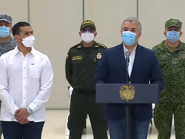 El Jefe de Estado calificó la captura de alias 'Macho', como el golpe más fuerte que se le ha dado a 'Los Pelusos'. Foto: Presidencia de la República