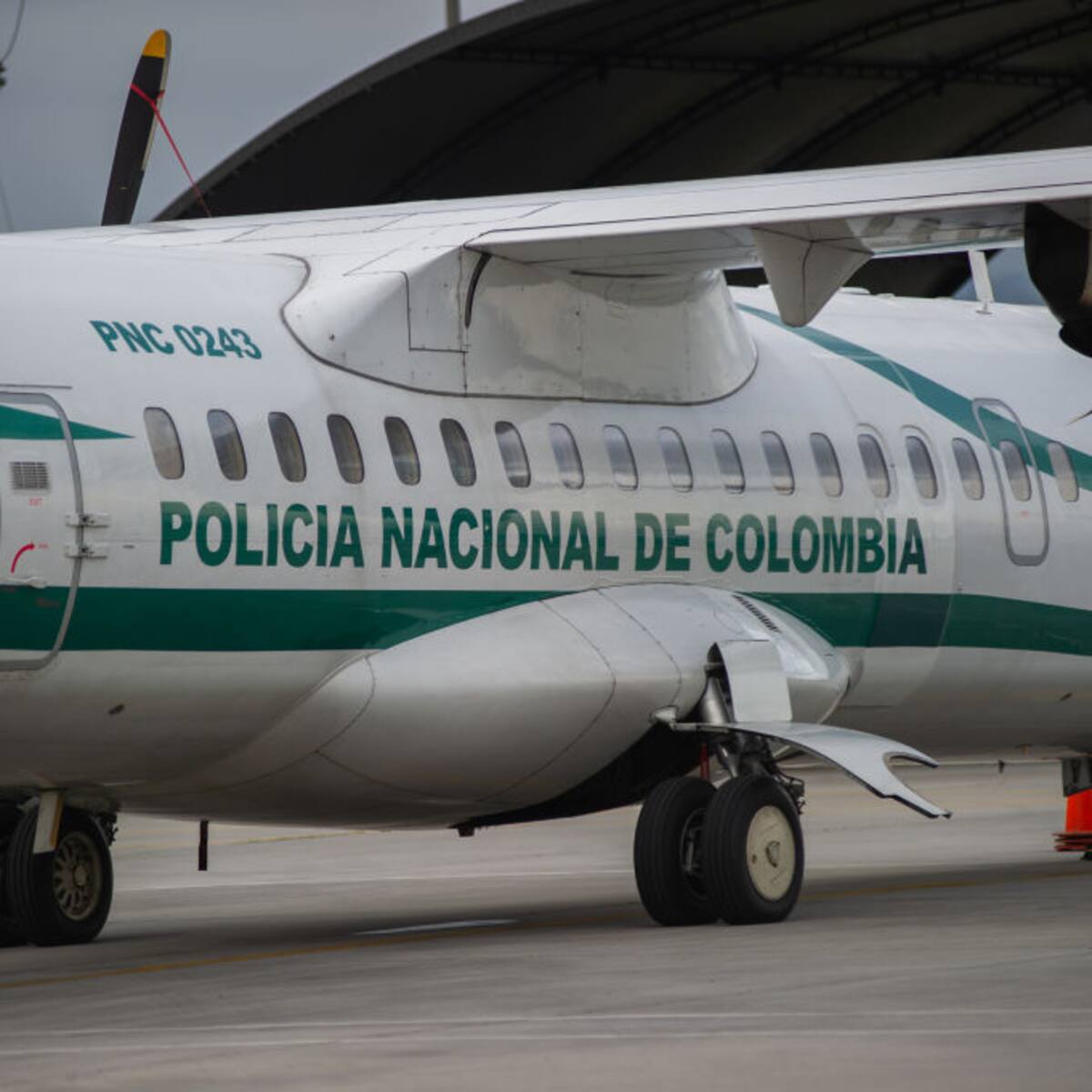 Procuraduría abre indagación por presunto uso indebido de avión de la Policía