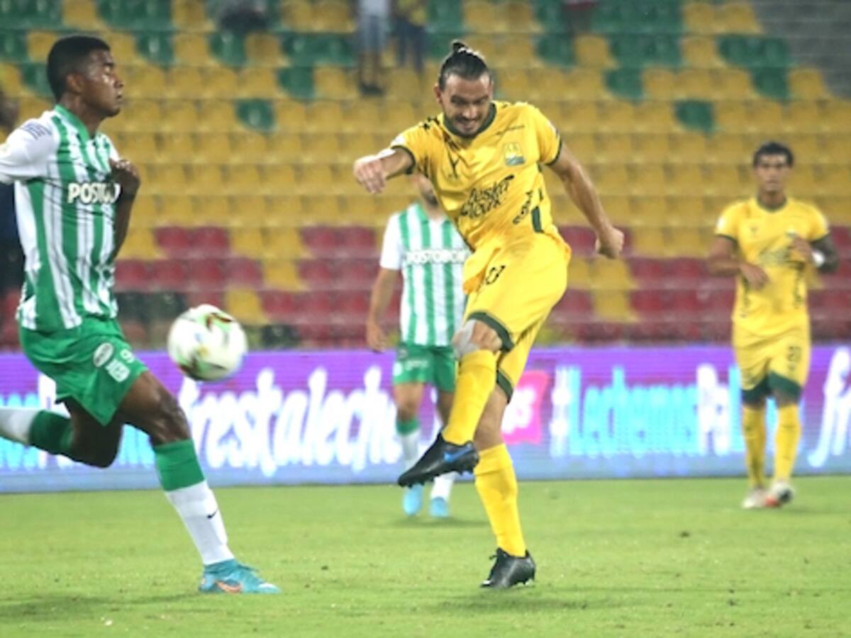 Atlético Nacional perdió en Bucaramanga y el técnico Alejandro Restrepo sigue en la ‘cuerda floja’