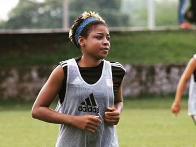 En 2016 Thelma Sofia Montaño llegó a Colombia para jugar en la Liga Femenina, sin embargo los fuertes síntomas del LES, le impidieron esto. Foto: Instagram / thelmasofiamv