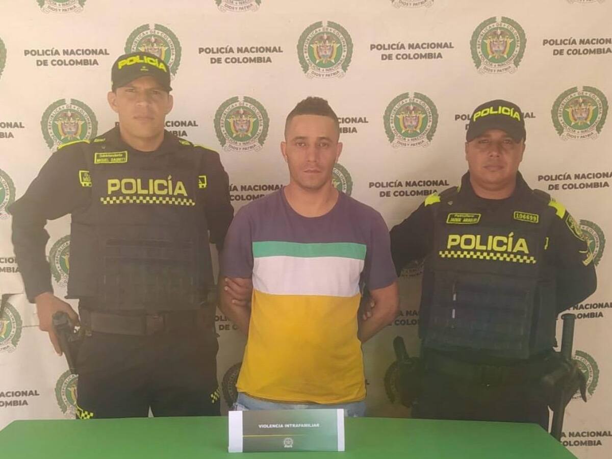 Capturan a un hombre cuando golpeaba a su pareja sentimental en Sabanagrande