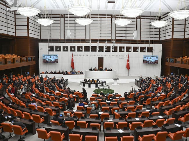 El Parlamento de Turquía aprobó la entrada de Suecia en la OTAN. Foto: Getty Images.
