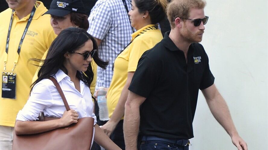 Príncipe Enrique y Meghan Markle juntos en un evento oficial. Foto: Associated Press - AP