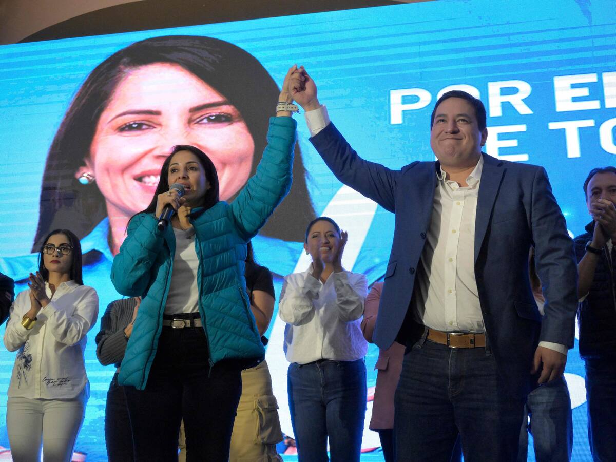 La correísta Luisa González aceptó derrota y felicitó a Noboa como presidente de Ecuador