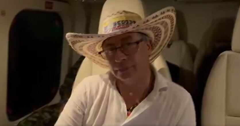 Captura del video difundido por la Presidencia, donde Gustavo Petro se excusa por no poder asistir a un evento en Tierralta, Córdoba. Foto: Captura video X @@infopresidencia