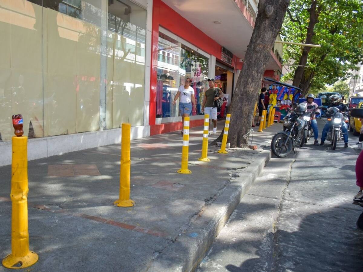 En Santa Marta se ejerce control contra la invasión del espacio público