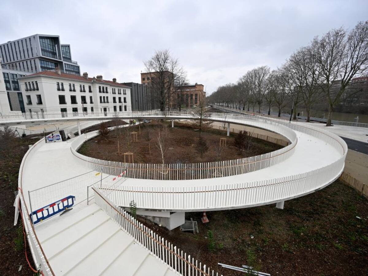 Macron inaugura la Villa Olímpica, la mayor obra de los Juegos de París