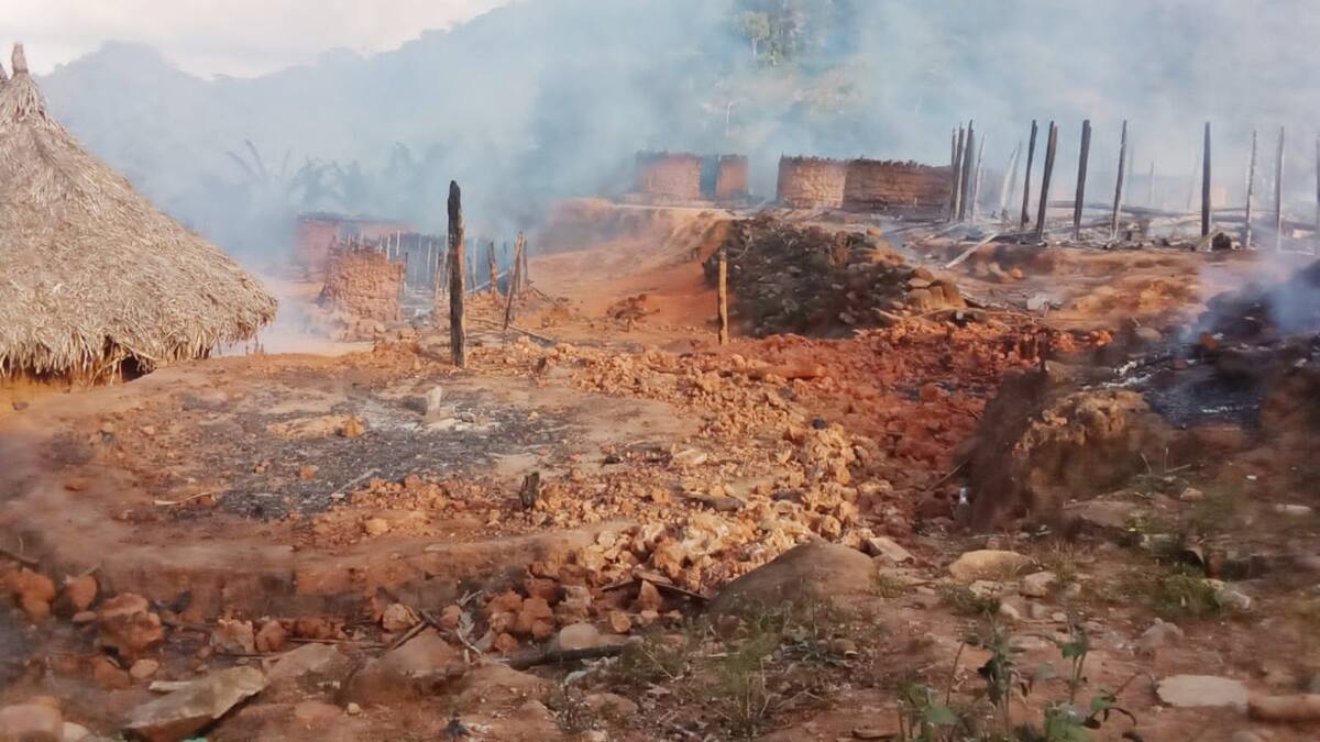 Terror en la Sierra Nevada: prendieron fuego a sitios sagrados de comunidades indígenas