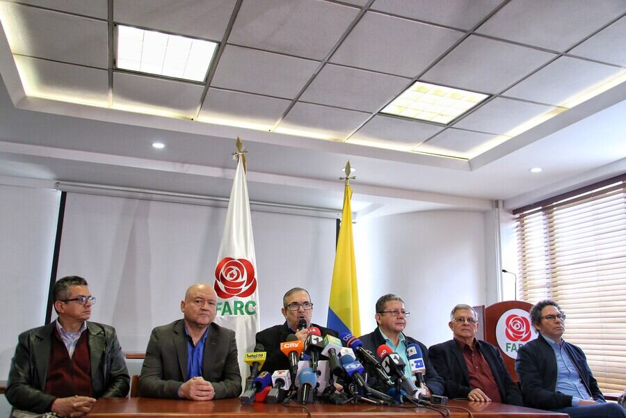 JEP cita al secretariado de las Farc a responder por reclutamiento de menores. Foto: Colprensa