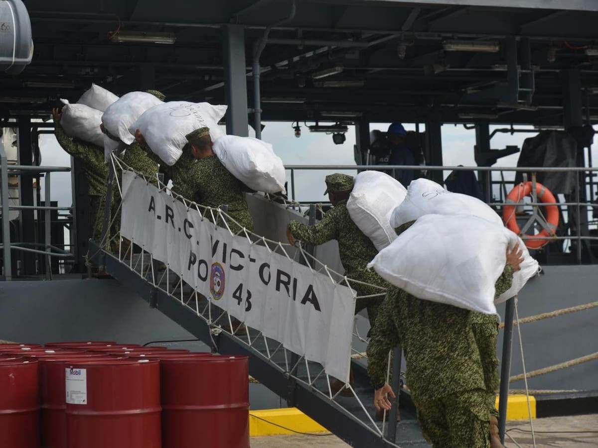 Armada y UNGRD enviaron 22 toneladas de ayuda humanitaria a Jamaica tras paso del huracán Melissa